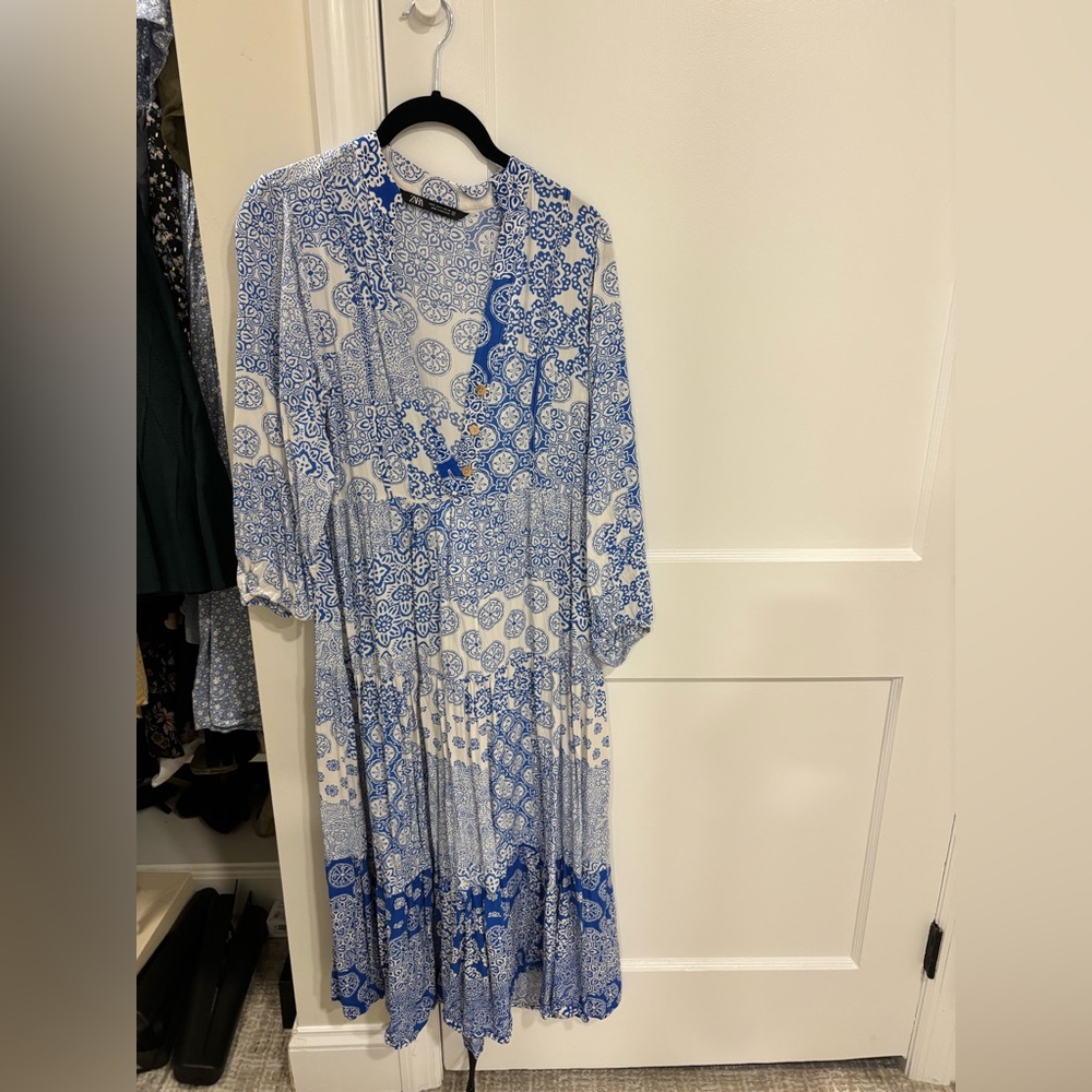 Zara Blue and White Long Sleeve Dress
